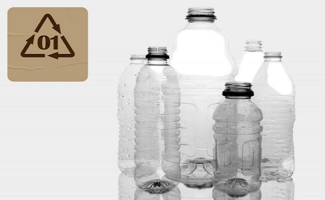 Các ký hiệu dưới đáy chai nhựa có ý nghĩa gì?