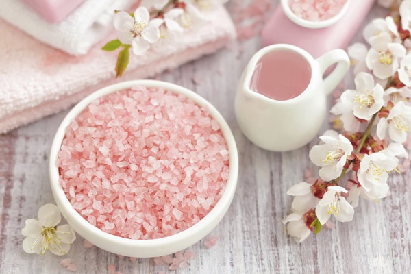 Có mấy loại đá muối Himalaya đanɡ được bán trên thị trường?