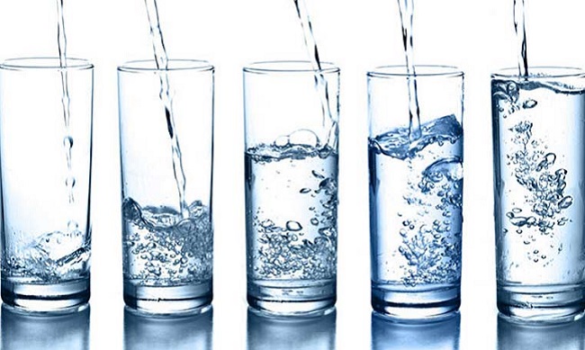 Công thức tính lượng nước cần uống mỗi ngày theo cân nặng